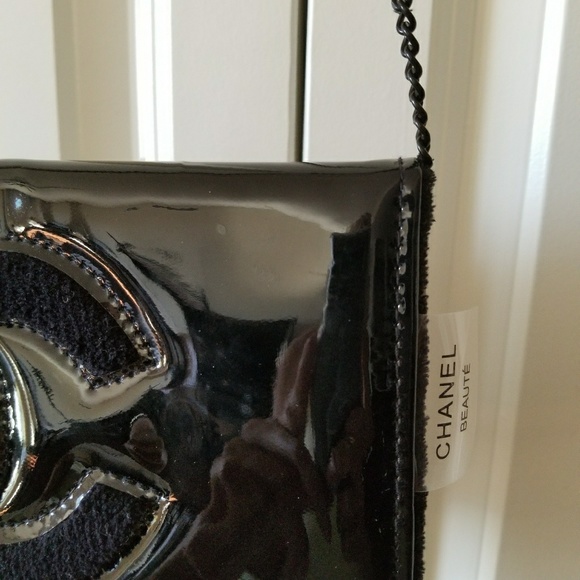 CHANEL Other - CHANEL Precision Beauty Black Bag